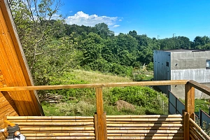 Продаётся УЧАСТОК 7.8 соток с 2-х этажным ДОМ...