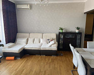 Квартира 2-к, 56 м.кв. в центре Сочи