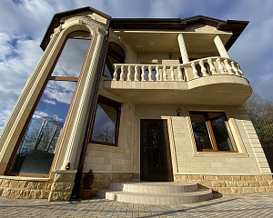 Дом с видом на горы
