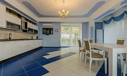 Продаётся дом в элитном посёлке по улице Руче...