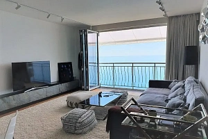 Квартира с видом на море