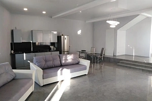 Продается 1/3 домовладения 1 этаж 