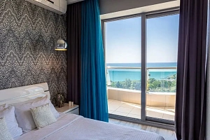 Продаю квартиру в элитном жилом комплексе.