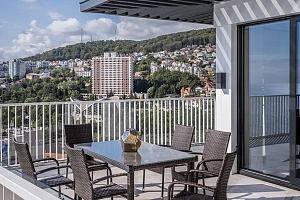 Просторная квартира с прямым видом на море