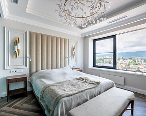 Трехкомнатная квартира в Сочи с видом на море