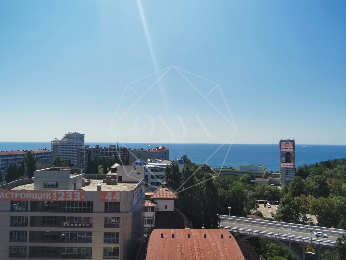 Шикарная квартира с отличными видами на море на Светлане
