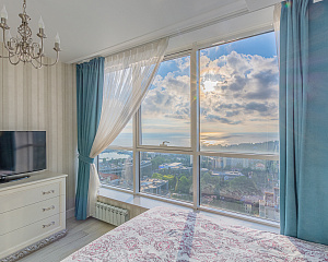 Квартира с захватывающем видом на побережье чёрного моря