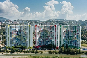 В продаже четырехкомнатная квартира.