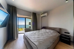 Продам 3-х комн. квартиру в Сочи с видом на М...