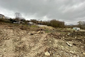 Участок в тихом уютном месте