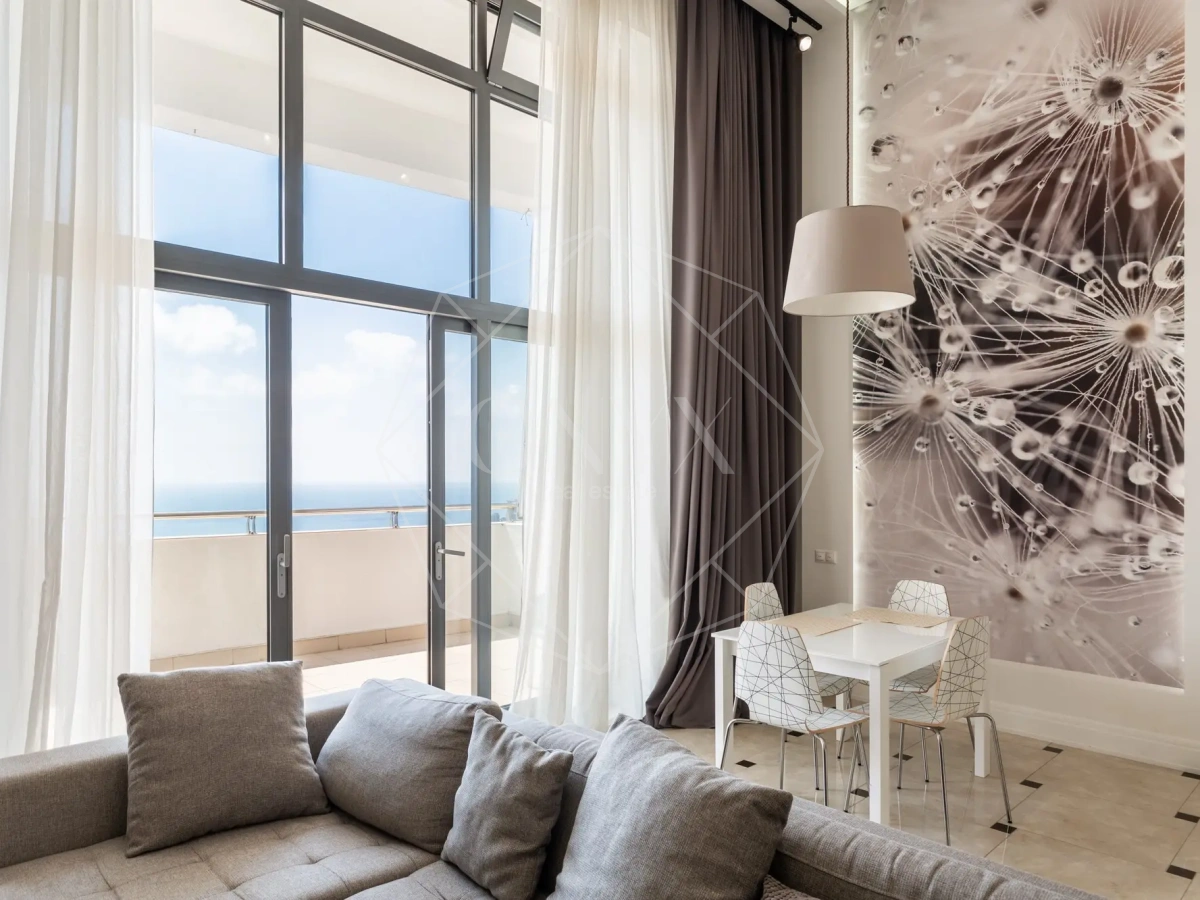 Квартира с дизайнерским ремонтом в IDEAL House