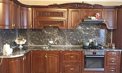 Домовладение с бассейном