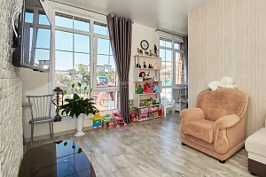 Продается 2-х комнатная в Сочи с Дизайнерским...