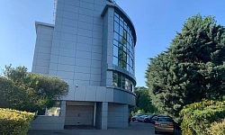 Здание в собственности с арендаторами 