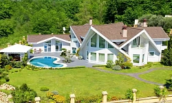 Загородная вила