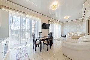 Видовой апартамент в Актер Гэлакси