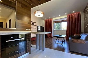 Продаю квартиру в центре Сочи.