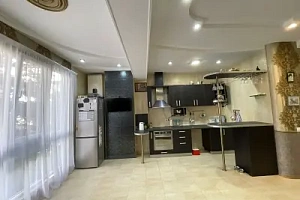 В продаже двух комнатная квартира в центре Со...