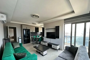 Видовая квартира на Светлане с новым ремонтом