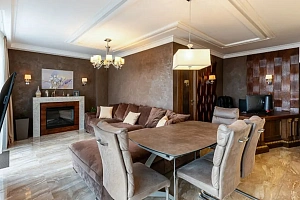 Гуляя по аллее 