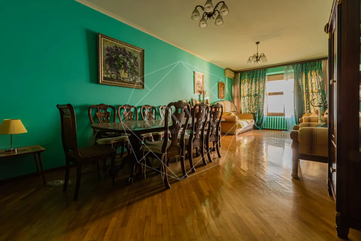Эллинг у самого моря