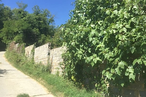 Участок в черте города под строительство