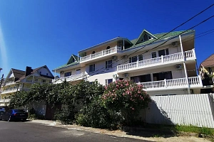 Гостиница в Лазаревском