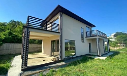 Дом в хорошем районе