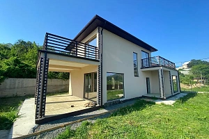 Дом в хорошем районе