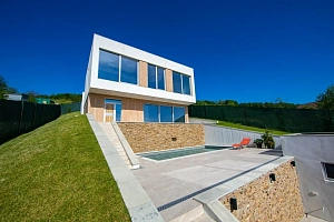 Вилла в стиле хай-тек