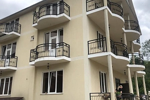 Продается большой дом для богатой семьи