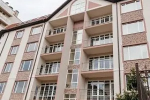 Студия с дизайнерским ремонтом