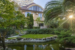 Продается уютный, просторный дом в центре г. ...