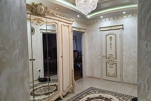 Трёшка с дизайнерским ремонтом!