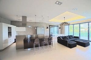 Квартира с ремонтом у моря