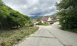 Участок под частный дом в престижном районе