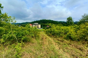 Участок вблизи моря