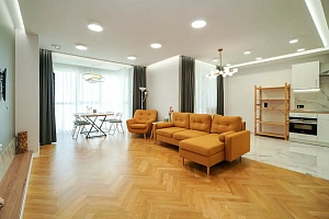 Трехкомнатная квартира в пяти минутах от моря