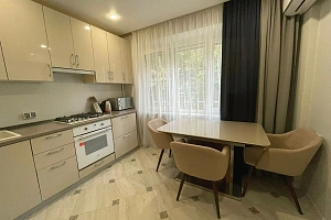 Двухкомнатная квартира в районе Макаренко